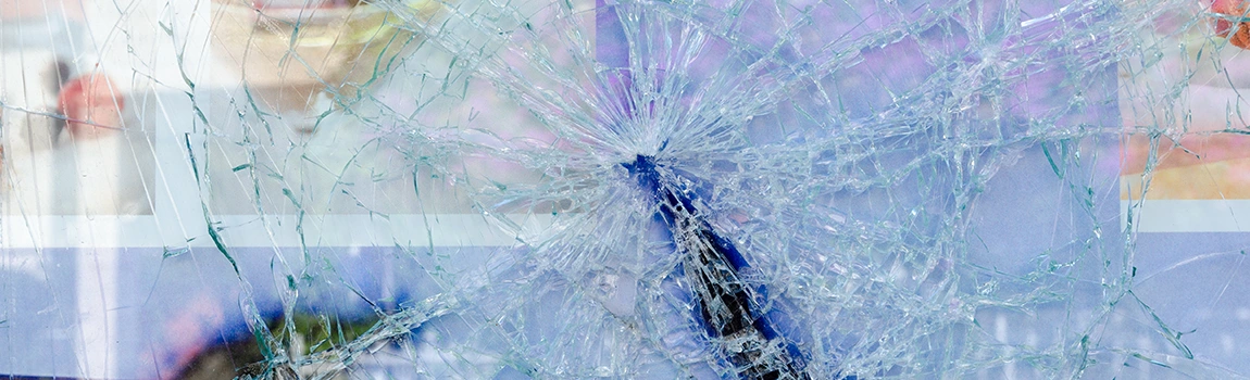 Window Broken Glass Repair in Hollywood, FL